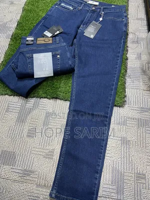 Crux Denim Men's Premium Straight Fit Jeans