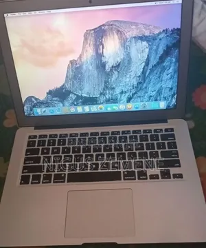 New Laptop Apple MacBook Air 2017 8GB Intel Core i7 SSD 128GB