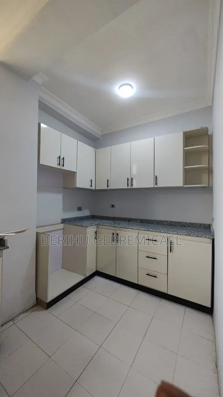 1bdrm Condo in በሻሌ, Bole for sale