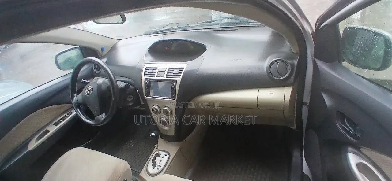 Toyota Yaris 2007 Silver