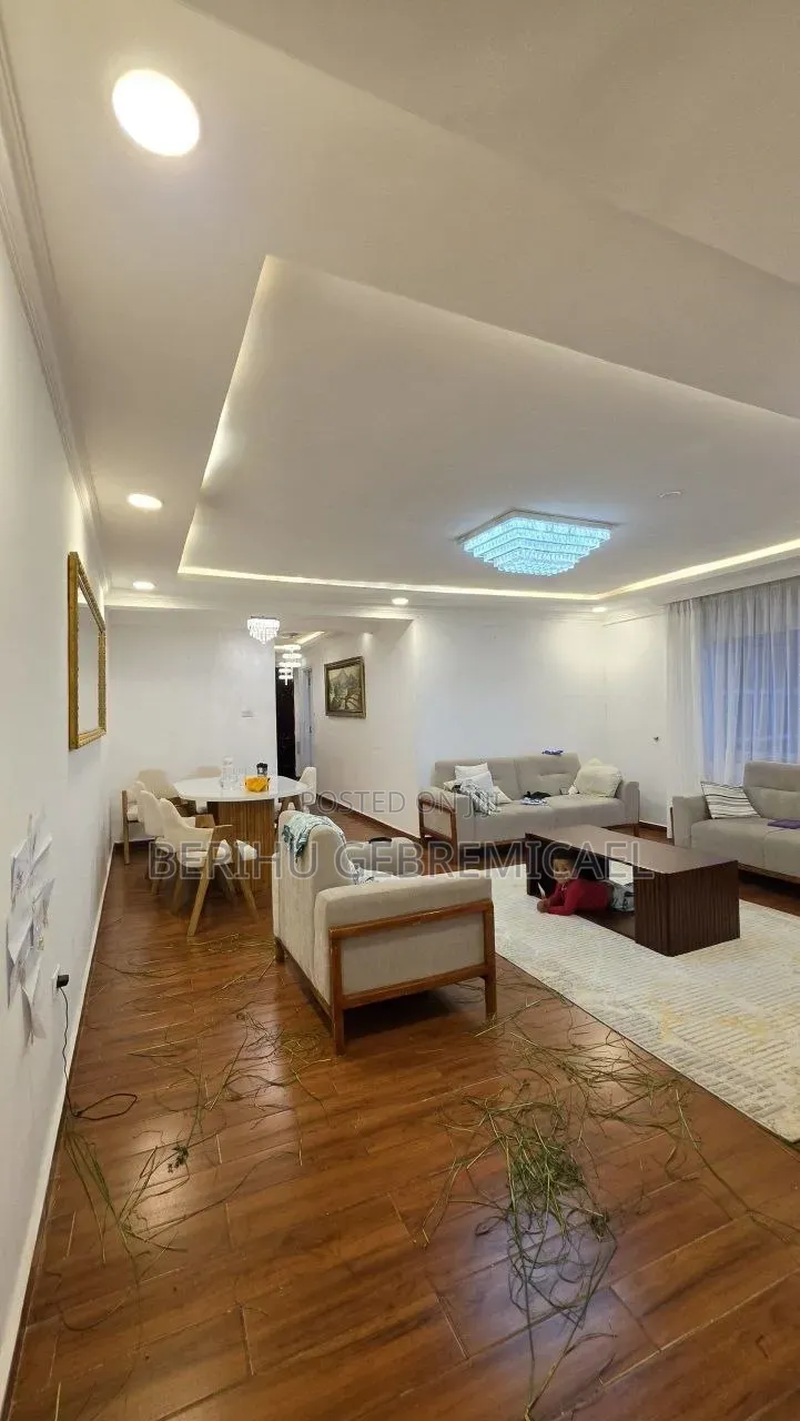 2bdrm Condo in ገርጂ, Bole for sale