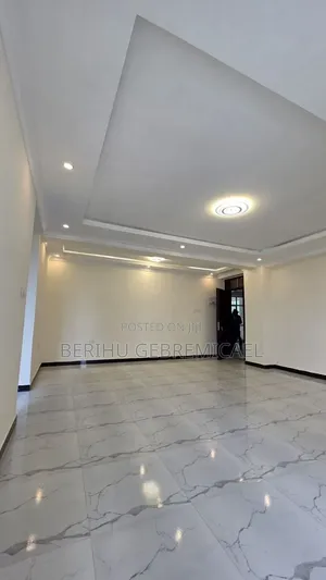 2bdrm Condo in በሉቡላ, Bole for sale