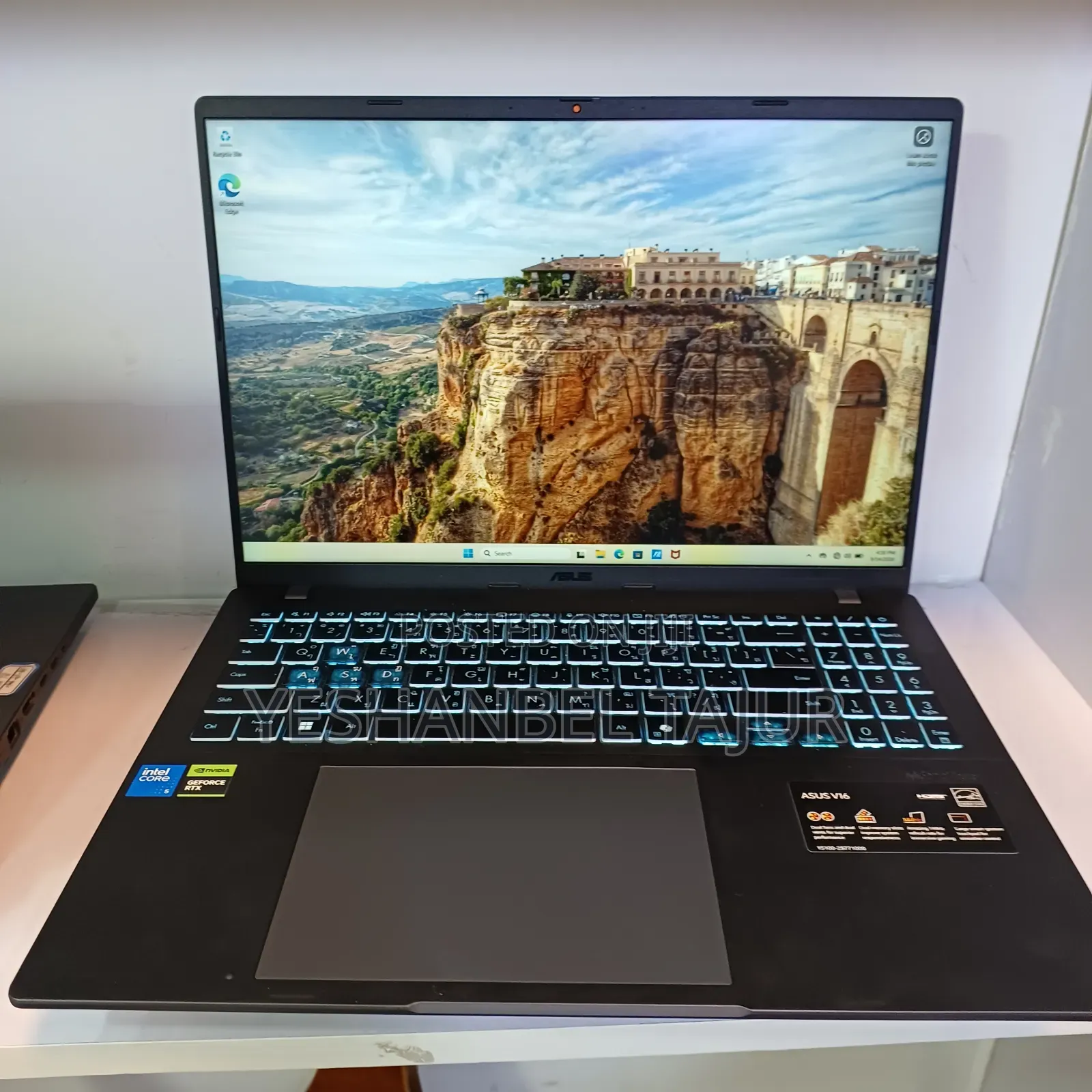 New Laptop Asus ASUSPRO B9440UA 16GB Intel Core 5 SSD 512GB