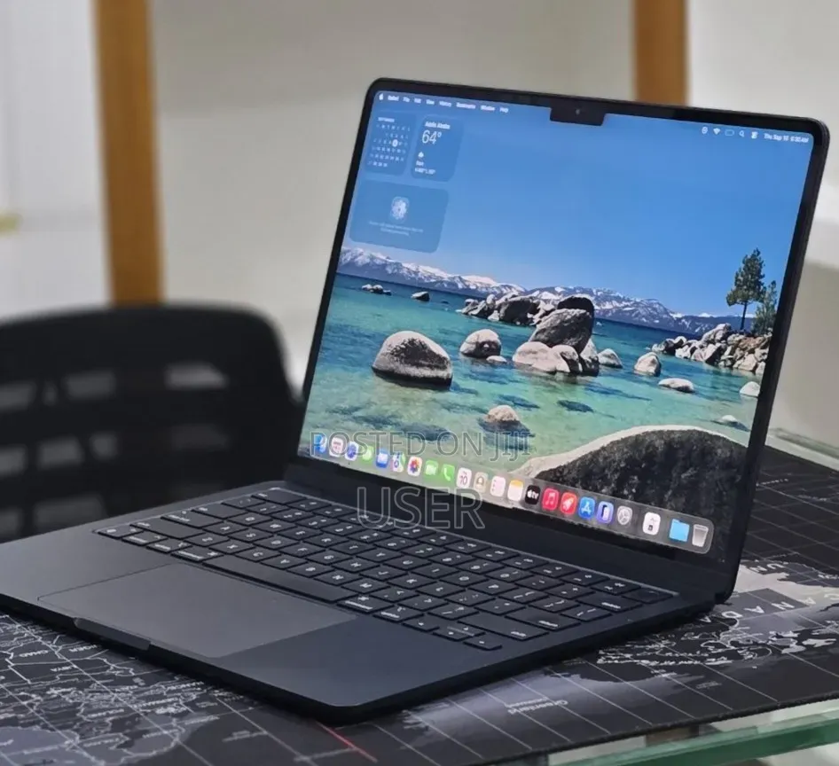 New Laptop Apple MacBook Air 2022 M2 16GB Intel Core i7 SSD 256GB