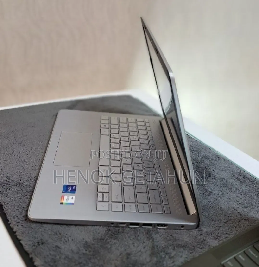 New Laptop HP Stream Notebook 16GB Intel Core i7 SSD 512GB