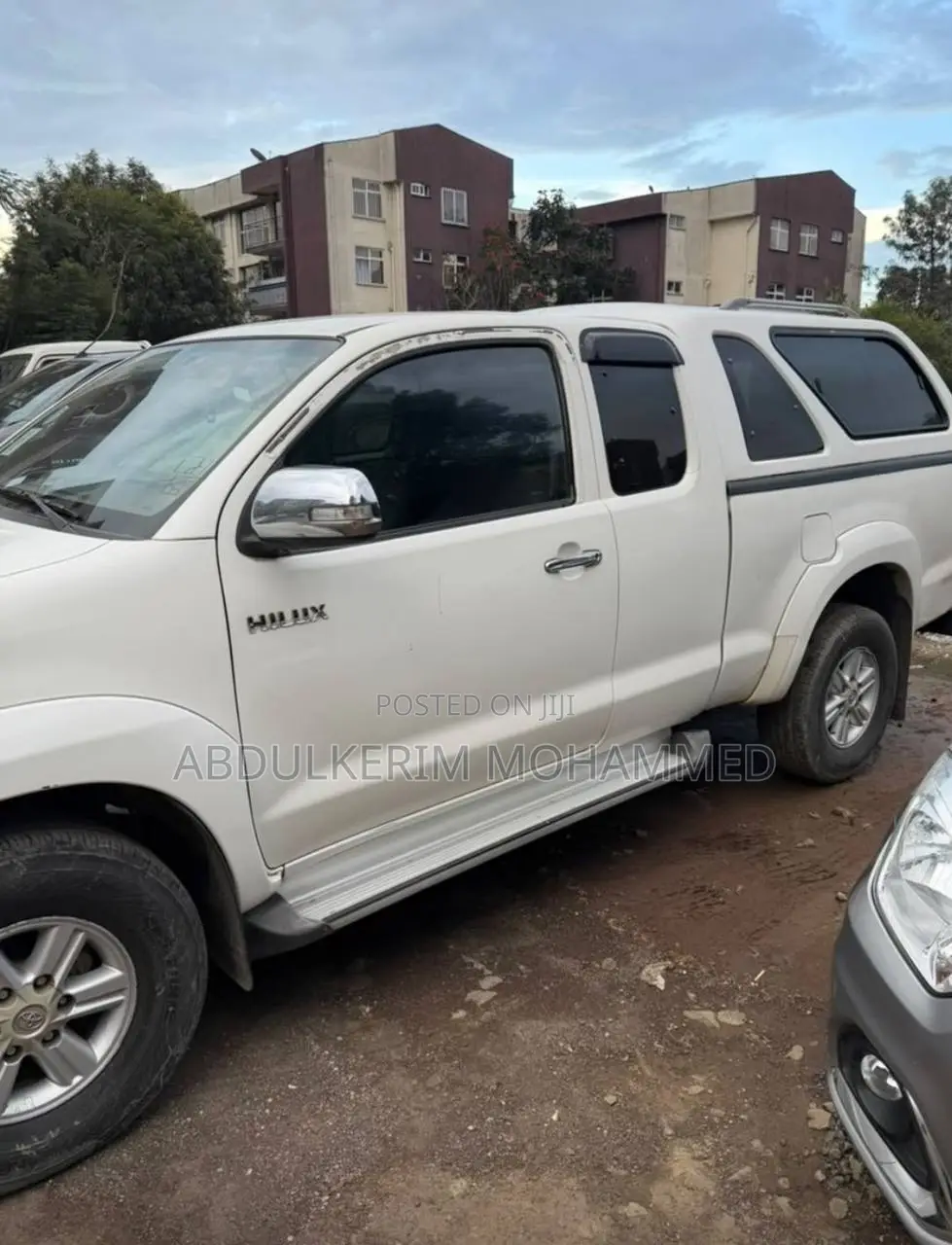 Toyota Hilux 2013 White