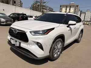 Toyota Highlander 2023 White