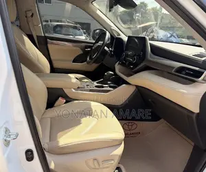 Toyota Highlander 2023 White