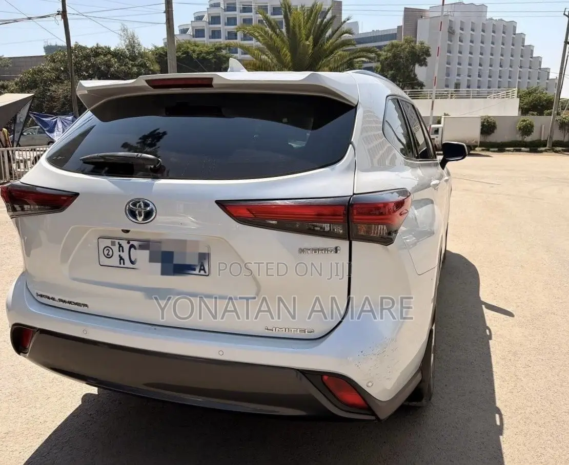 Toyota Highlander 2023 White