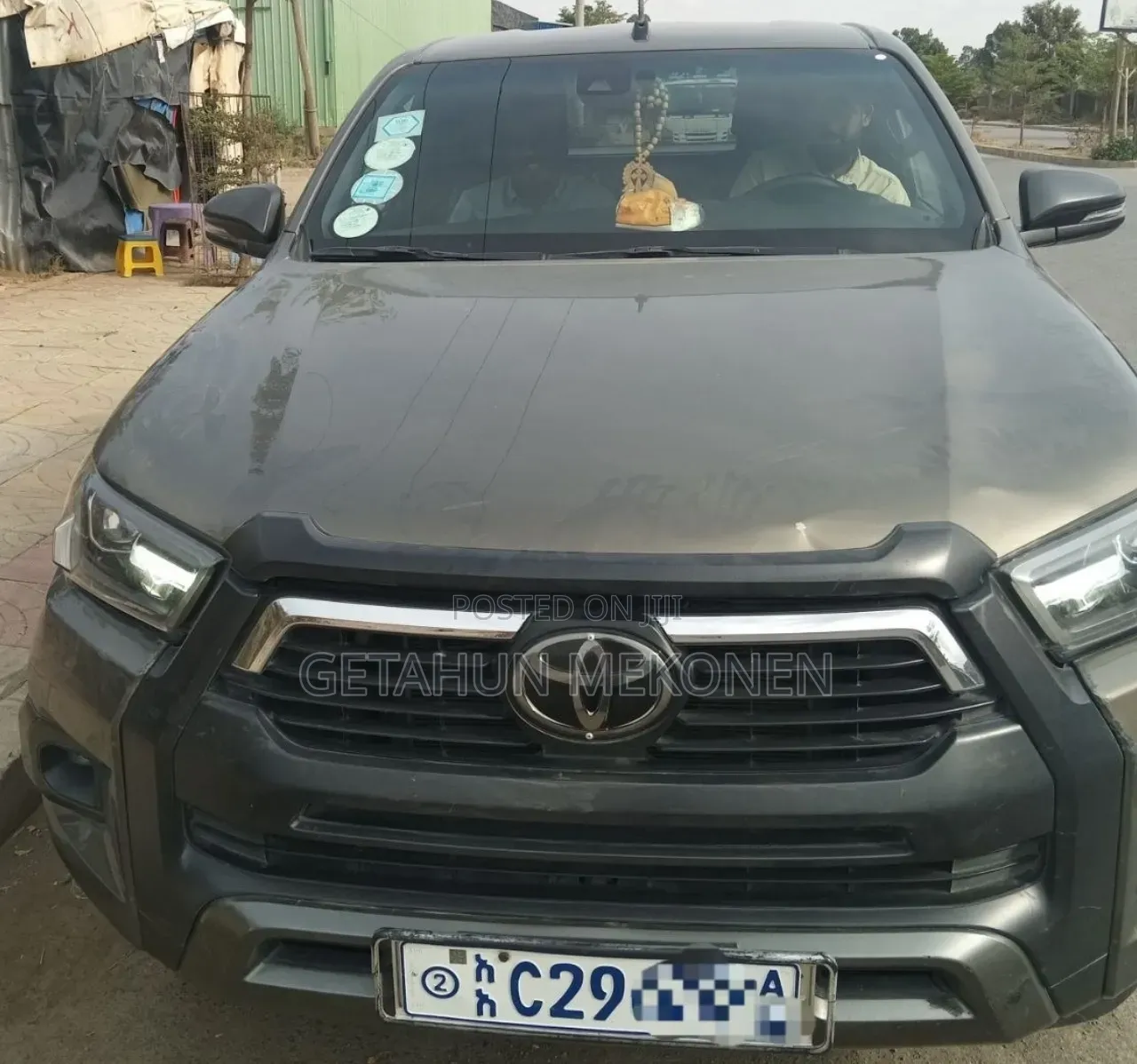 Toyota Hilux 2021 Gold