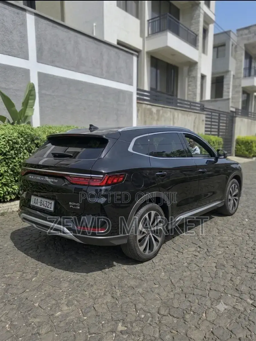 New BYD Song Plus 2024 Black