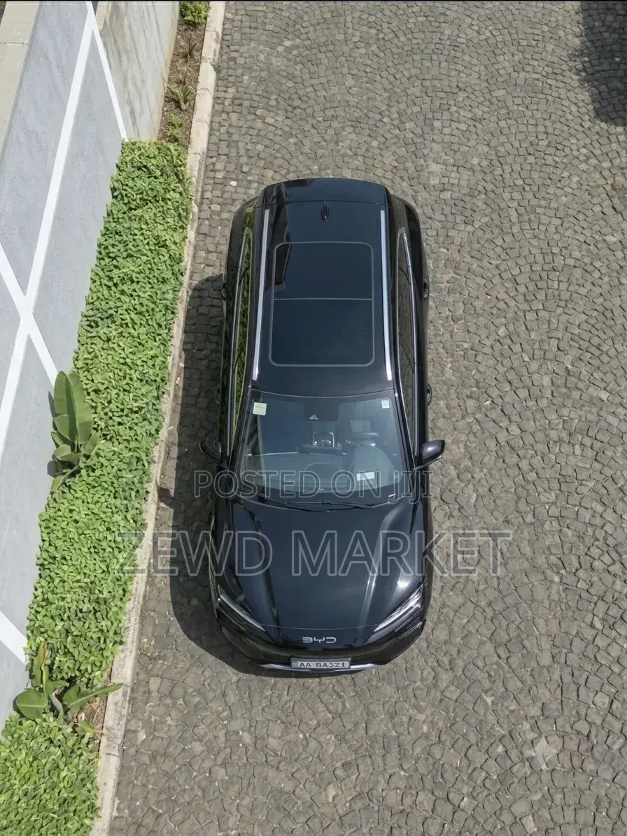 New BYD Song Plus 2024 Black