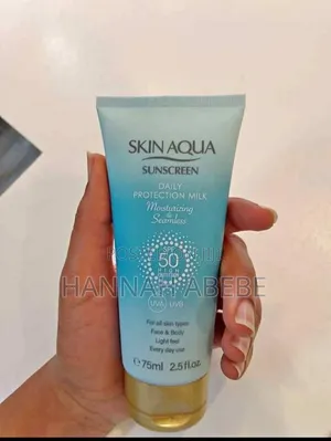 2500 Skin Aqua Sunscreen