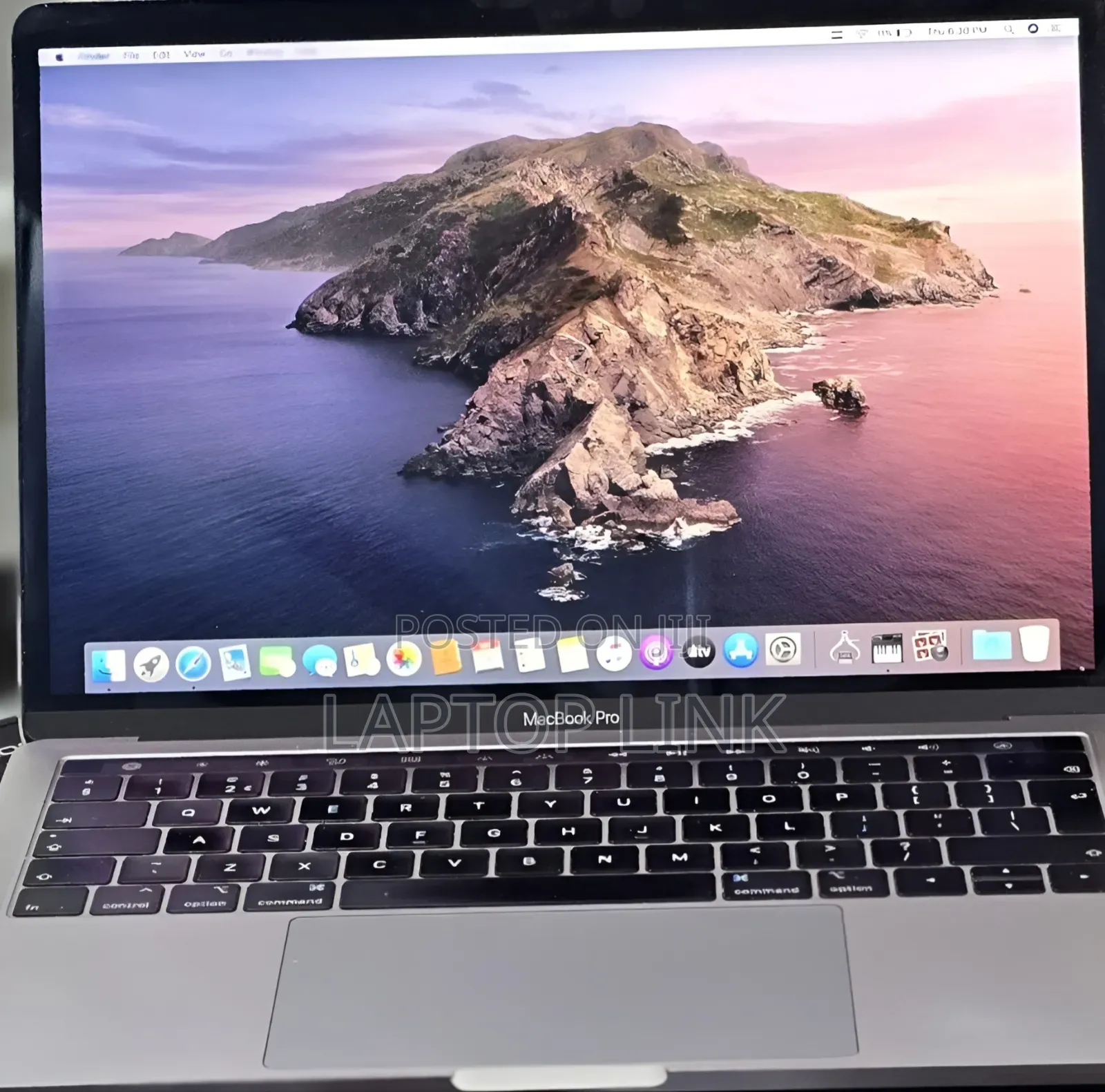 New Laptop Apple MacBook 2019 16GB Intel Core i7 SSD 512GB