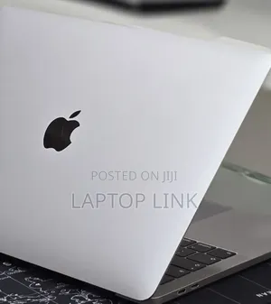 New Laptop Apple MacBook 2019 16GB Intel Core i7 SSD 512GB