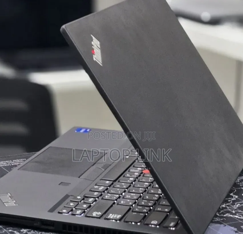 New Laptop Lenovo ThinkPad T14 16GB Intel Core i7 SSD 512GB