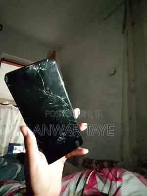 Samsung Galaxy A20 32 GB Black