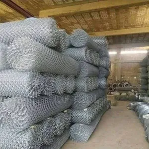 የጋላቫናይዝድ ቼይን ሊንክ አጥር ጥቅልሎች