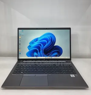 New Laptop HP ZBook Firefly G8 16GB Intel Core i7 SSD 512GB
