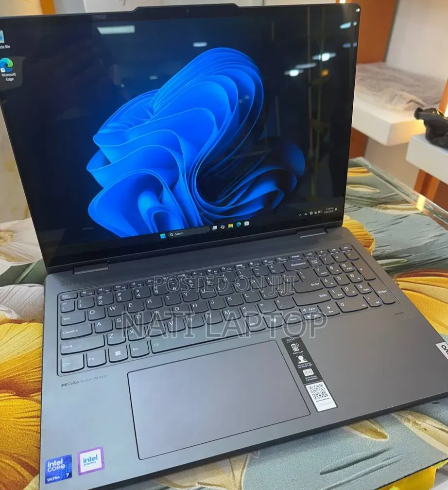 New Laptop Lenovo 16GB Intel Core Ultra 7 SSD 1T