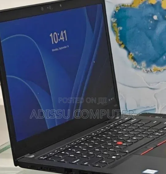 New Laptop Lenovo ThinkPad T480s 8GB Intel Core i7 SSD 256GB