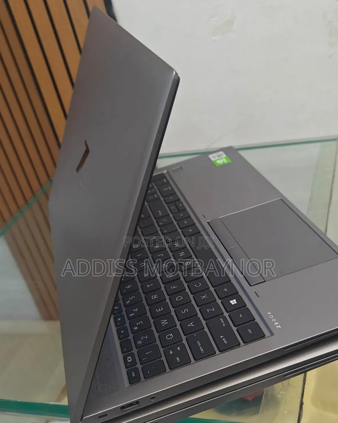 New Laptop HP ZBook Power G7 16GB Intel Core i7 SSD 512GB