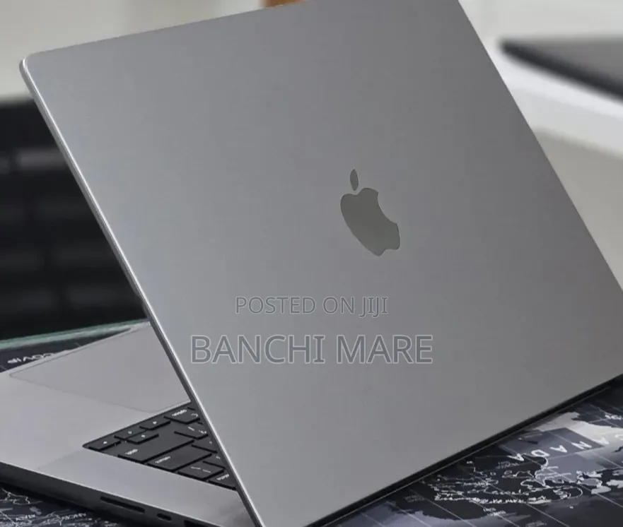 New Laptop Apple MacBook Pro 2023 M2 16GB Apple M2 SSD 512GB