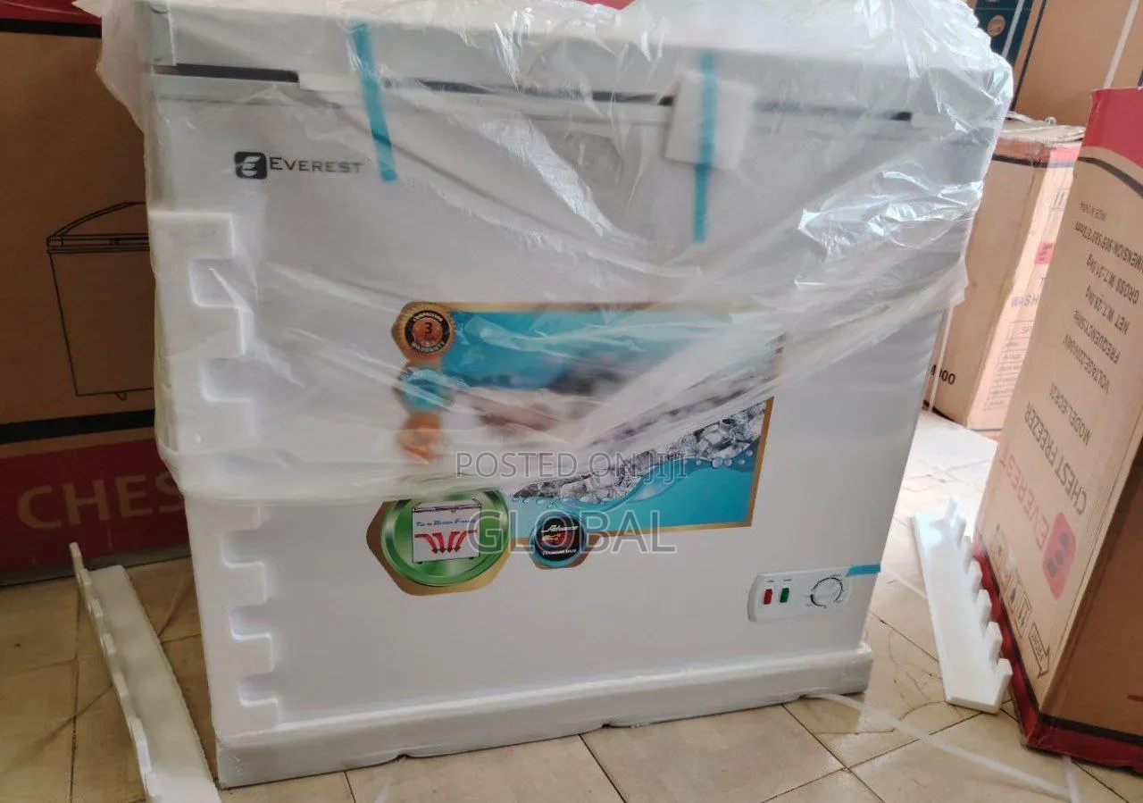 260litre Everest Chest Freezer
