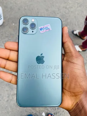 New Apple iPhone 11 Pro Max 64 GB Blue