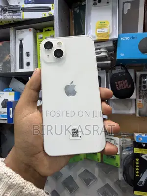 New Apple iPhone 13 128 GB White
