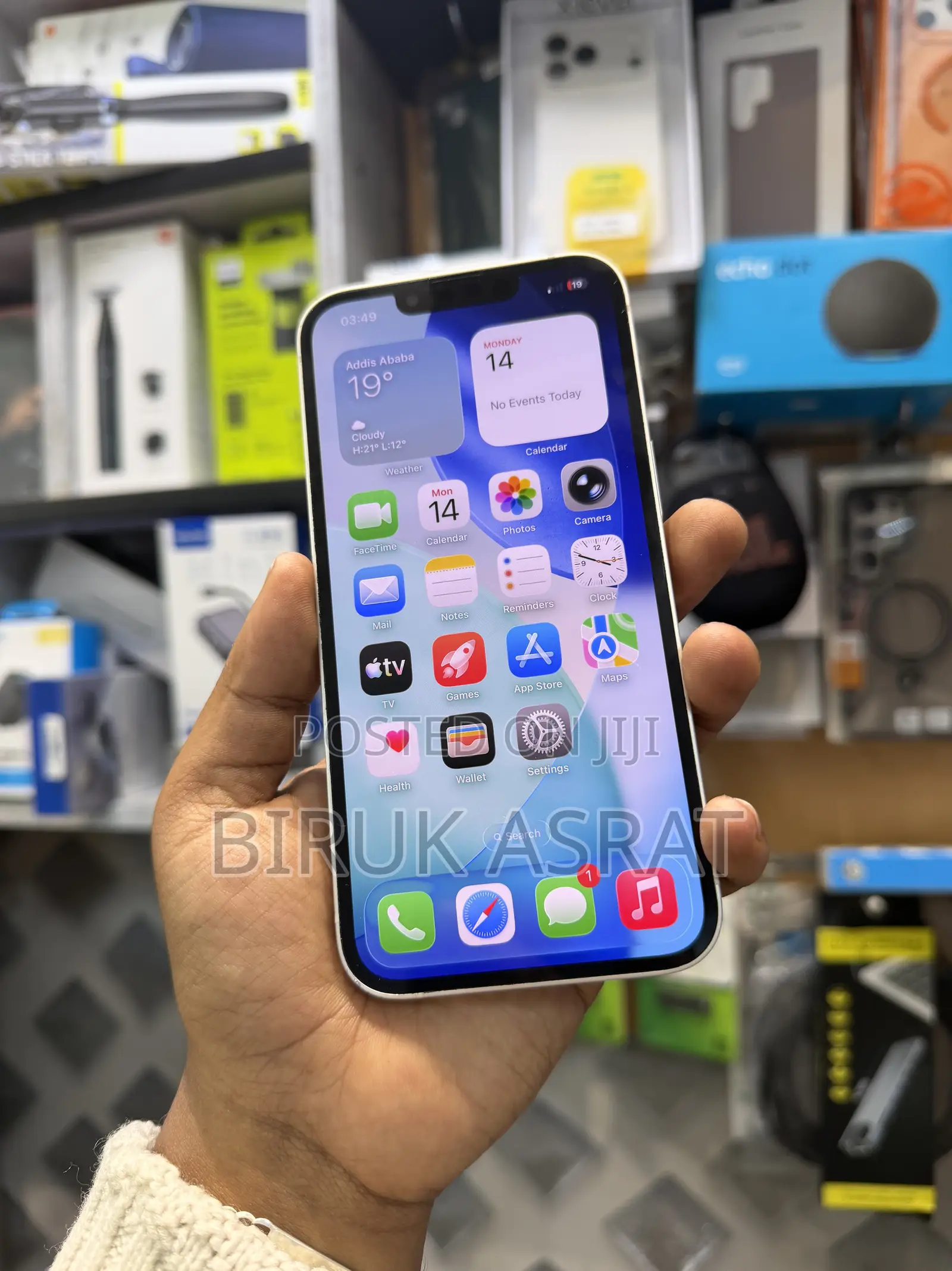 New Apple iPhone 13 128 GB White