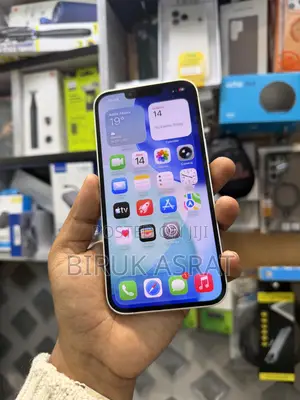 New Apple iPhone 13 128 GB White