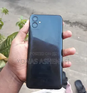 Samsung Galaxy A04e 64 GB Black