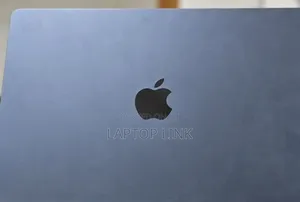 New Laptop Apple MacBook Air 2022 M2 16GB Apple M2 SSD 256GB