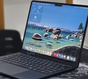 New Laptop Apple MacBook Air 2022 M2 16GB Apple M2 SSD 256GB