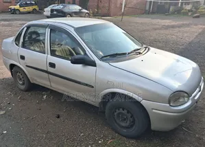 Opel Corsa 1.4 Twinport 2004 Gray