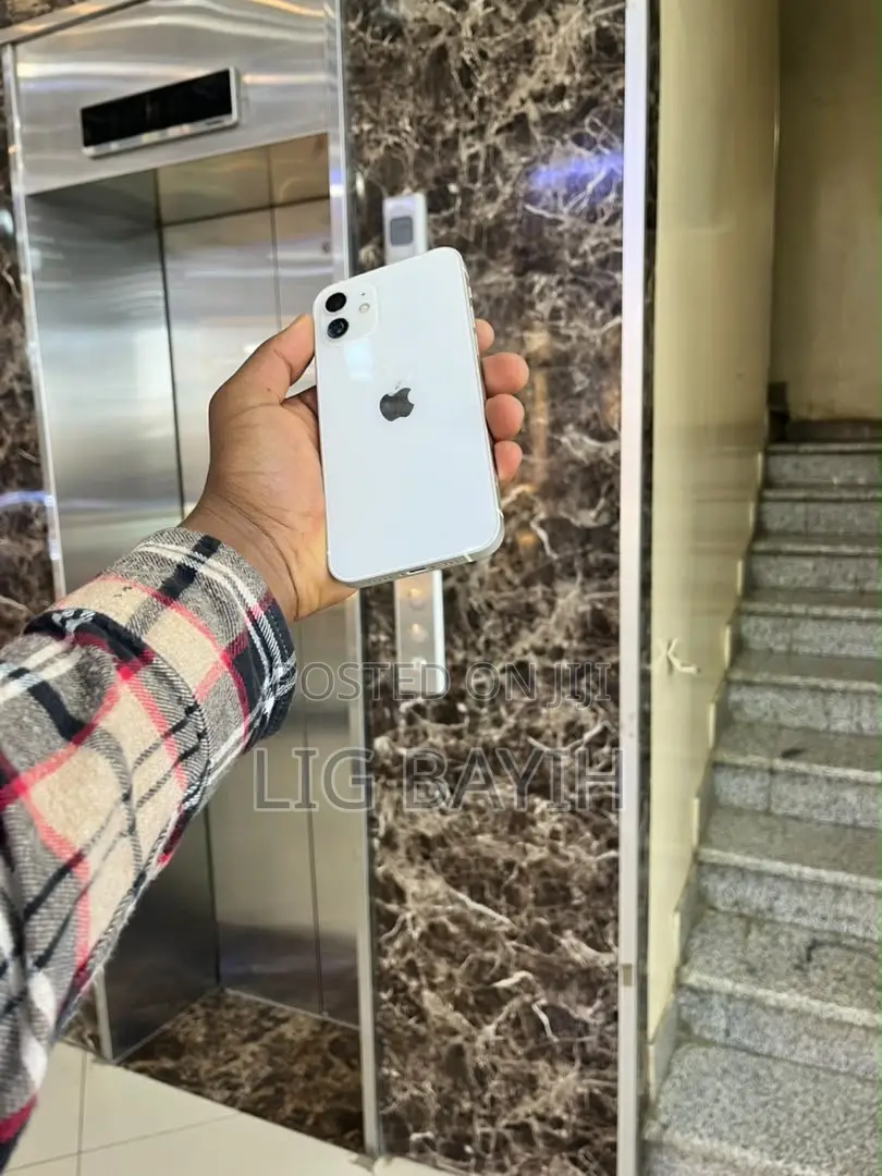 Apple iPhone 12 128 GB White