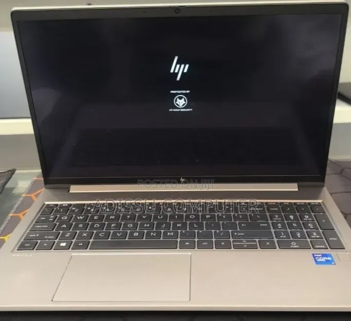 New Laptop HP ZBook 15 16GB Intel Core i7 SSD 512GB