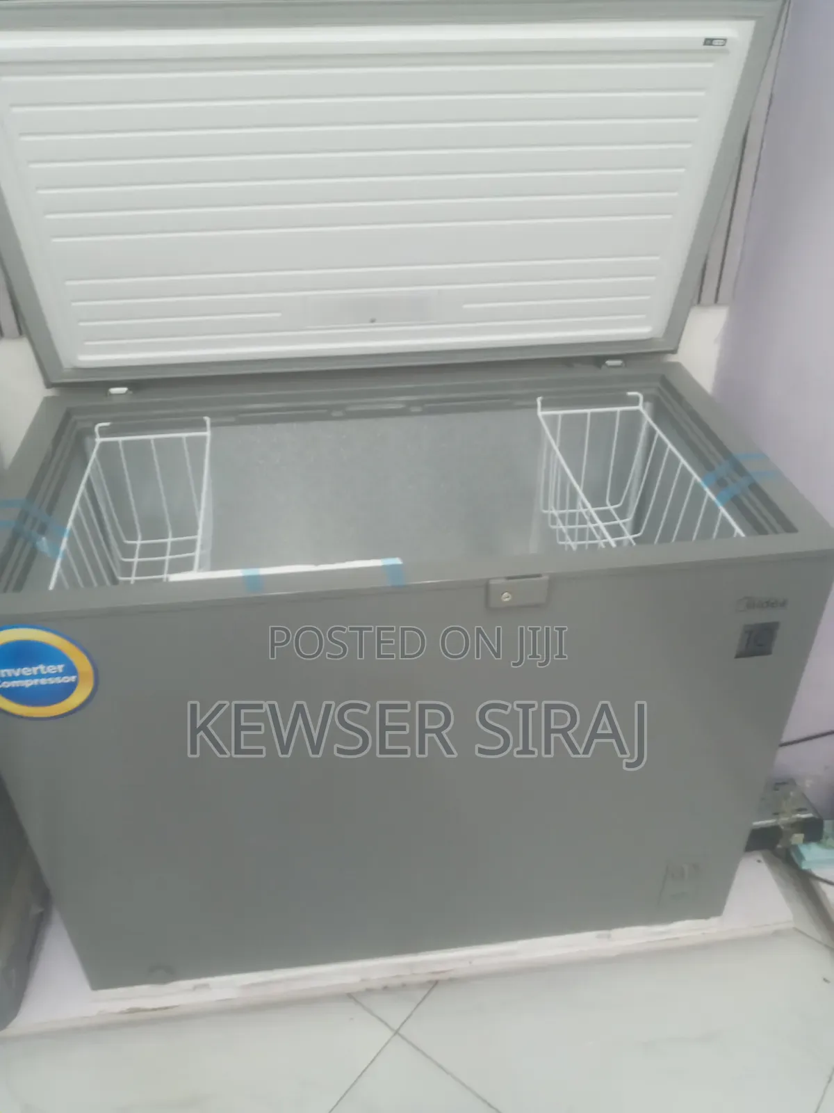 ሚዲያ 330liter Chest Feerizr Deep ፍሪጅ አግዳሚ ፍሪጅ