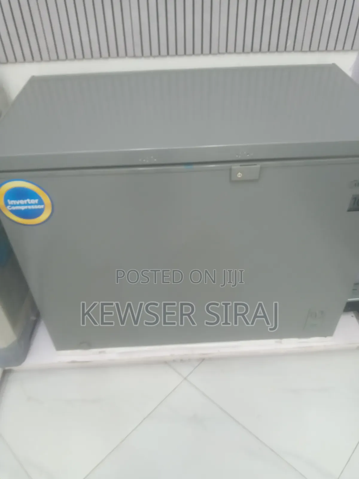 ሚዲያ 330liter Chest Feerizr Deep ፍሪጅ አግዳሚ ፍሪጅ