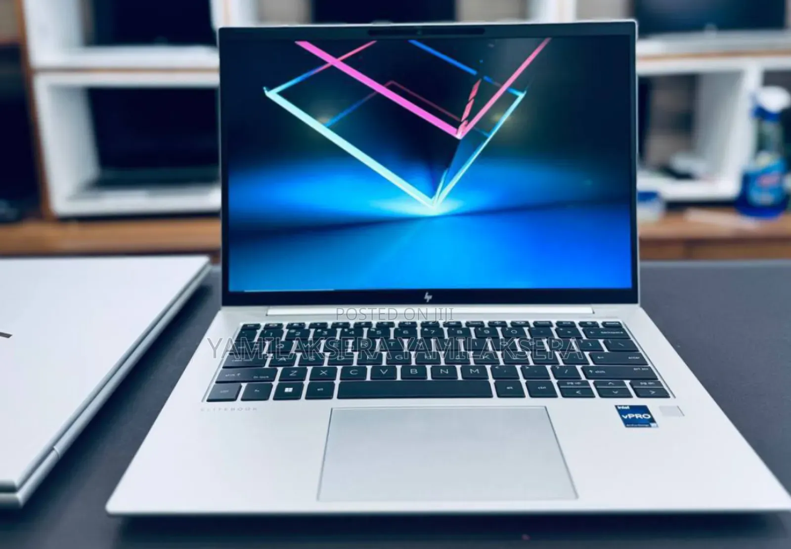 New Laptop HP EliteBook 840 10 16GB Intel Core i7 SSD 512GB