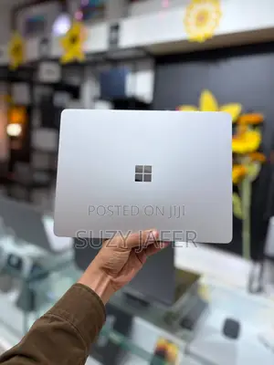 New Microsoft Surface Laptop 16GB Qualcomm Snapdragon X Plus SSD 256GB