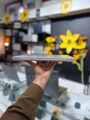 New Microsoft Surface Laptop 16GB Qualcomm Snapdragon X Plus SSD 256GB