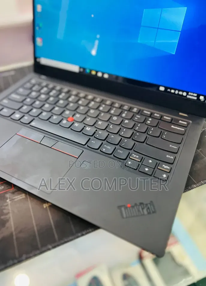 New Laptop Lenovo ThinkPad X1 Carbon 16GB Intel Core i7 SSD 512GB