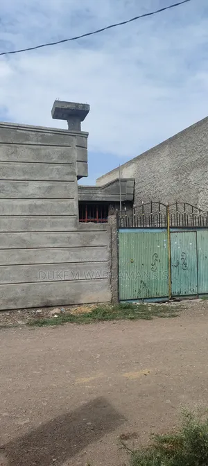 7bdrm House in Bishoftu Dukem, East Shewa for sale