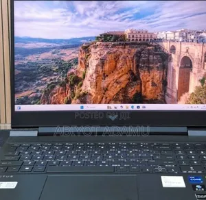New Laptop HP Victus 16 16GB Intel Core i7 SSD 512GB