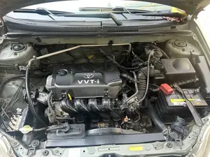 Toyota Corolla Sedan 2003 Gold