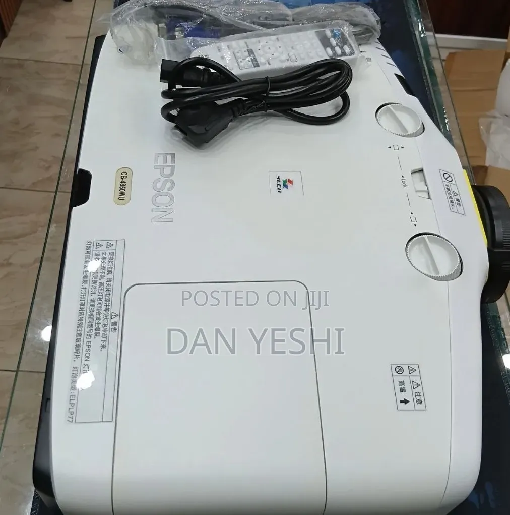 Epson EB-4850WU 3LCD Full HD Professional Cinema Pro
