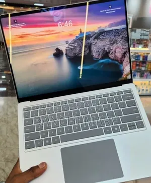 New Laptop Microsoft Surface Laptop 4 16GB Intel Core i7 SSD 512GB
