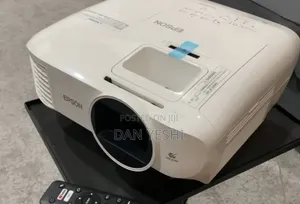Epson EH-TW5700 Is a Full HD 1080p Home Ci